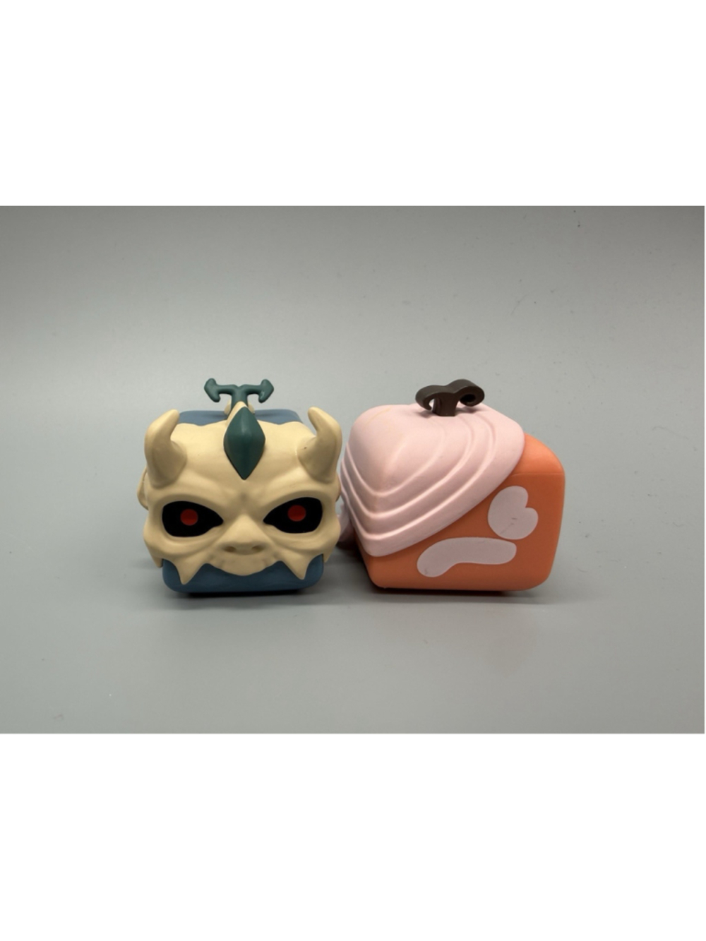 Blox Fruits Series 2 - T-Rex & Pain Figure PhatMojo No DLC Blind Box